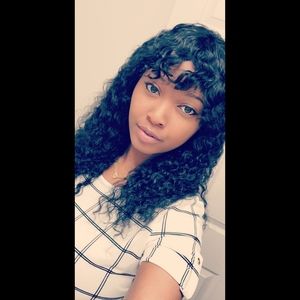 Meet your Posher, Shae